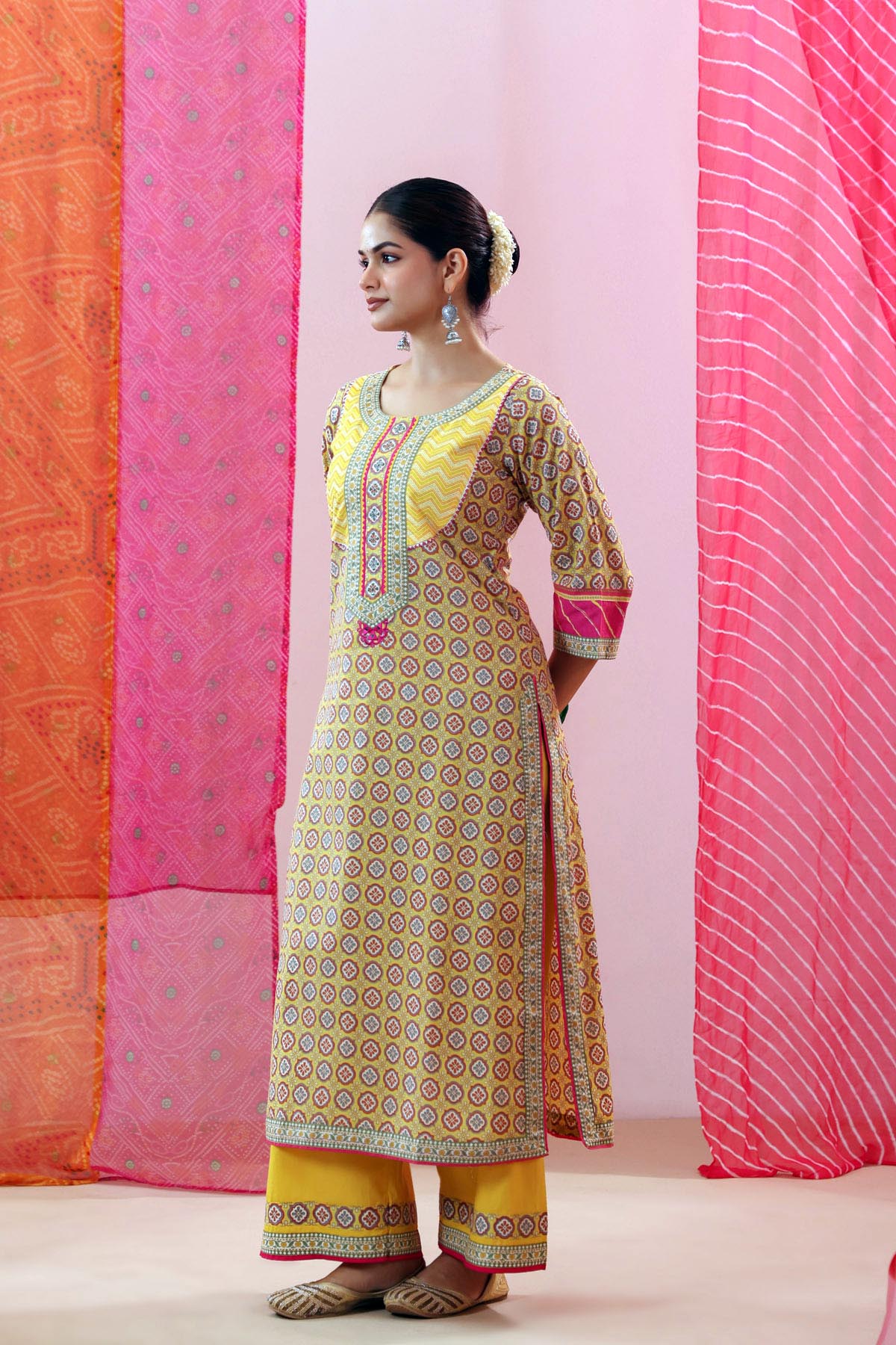 Yellow Cotton Printed Straight Fit Kurta