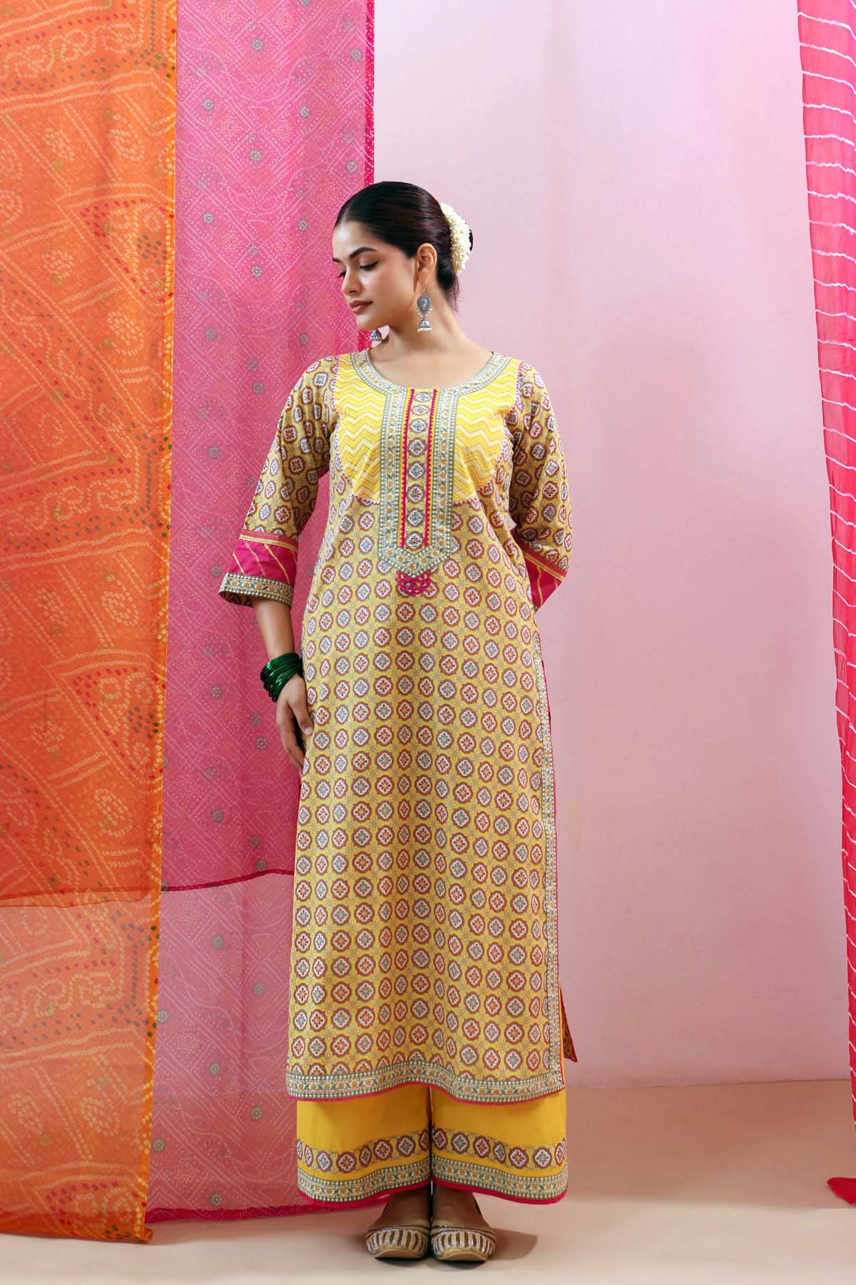 Yellow Cotton Printed Straight Fit Kurta