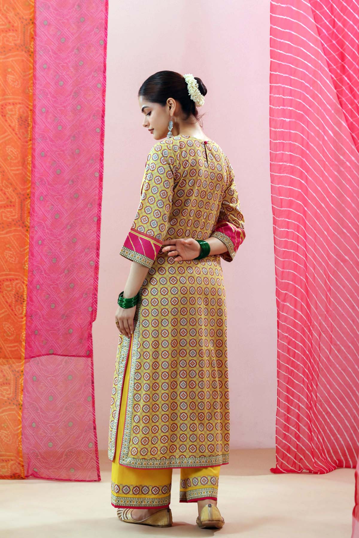 Yellow Cotton Printed Straight Fit Kurta