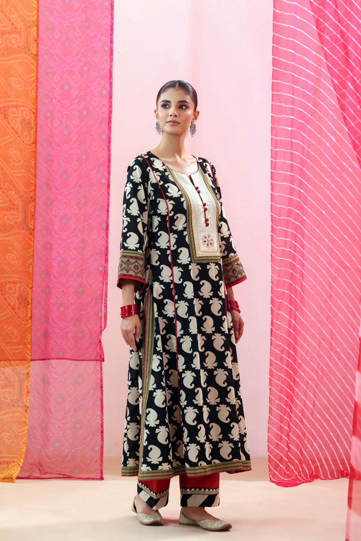 Black & Beige Paisley Print Cotton A-line Kurta