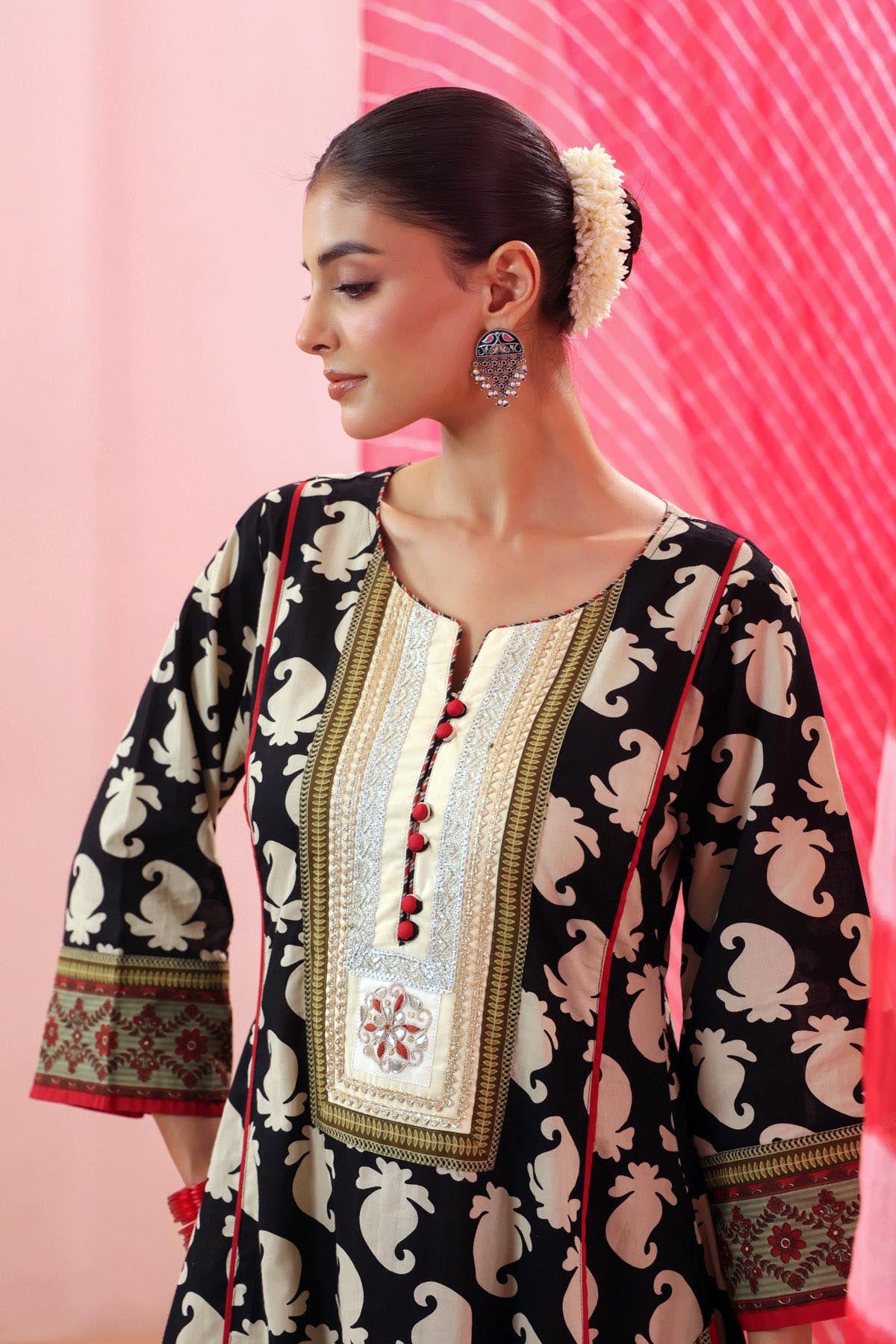 Black & Beige Paisley Print Cotton A-line Kurta