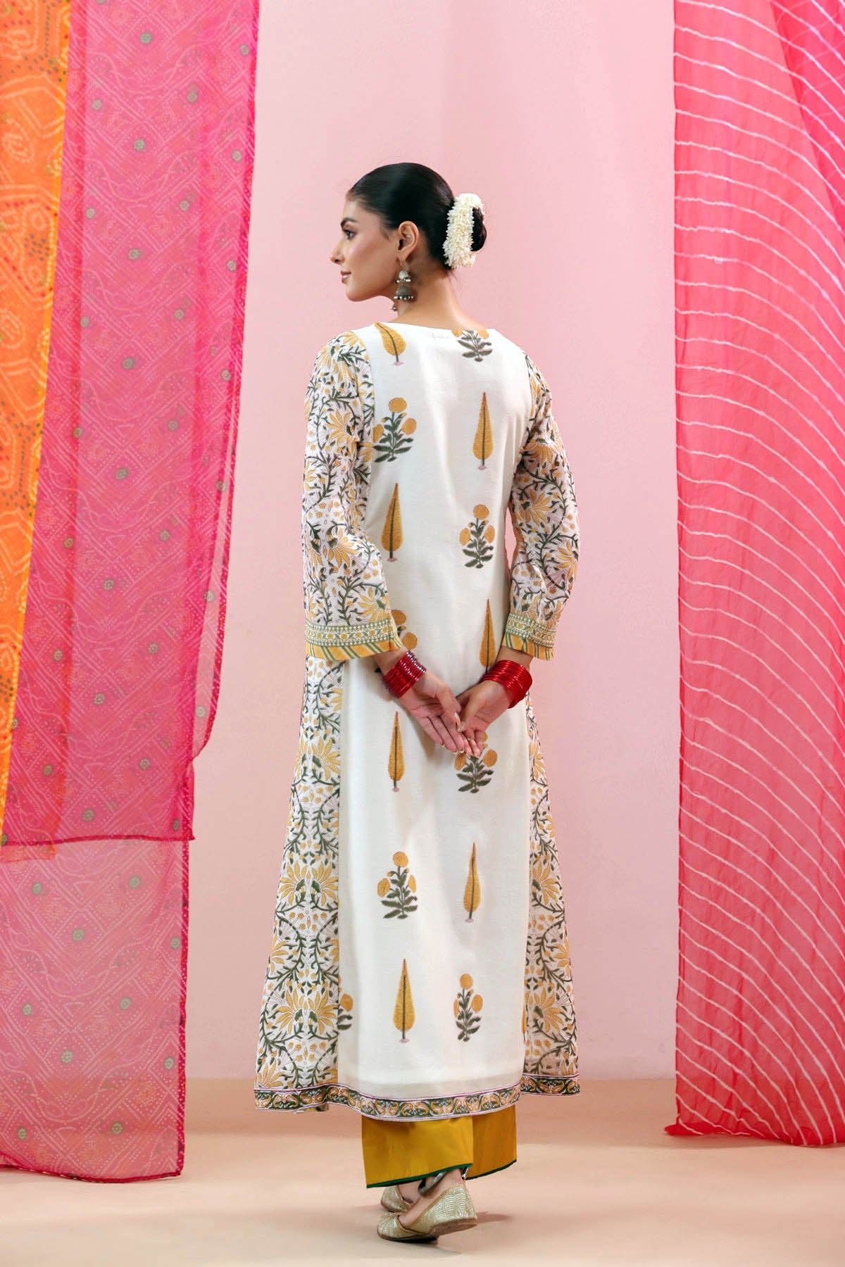 Off-White Handblock Print Chanderi Straight Kurta