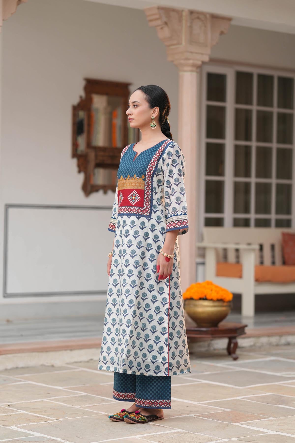 Ivory Printed Chanderi Straight Fit Kurta