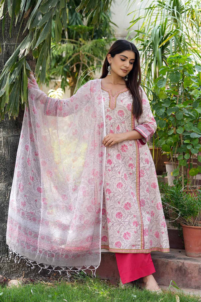 Peach Kurta/Dupatta Set In Handblock Cotton