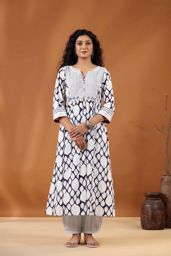 A-Line Kurta/Pant Set In White/Navy Blue Color