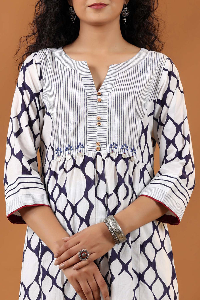 A-Line Kurta/Pant Set In White/Navy Blue Color