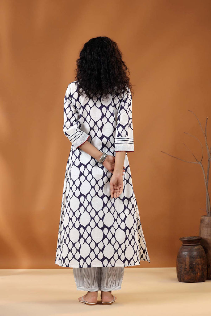 A-Line Kurta/Pant Set In White/Navy Blue Color