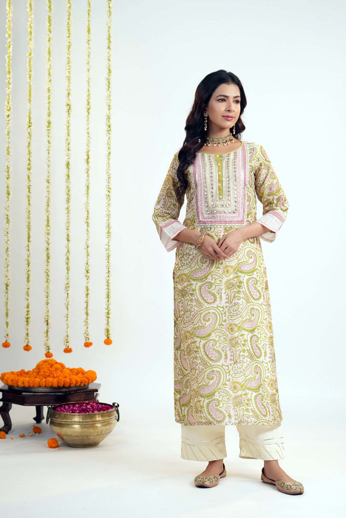 Cream Straight Fit Kurta/Dupatta Set In Chanderi Fabric