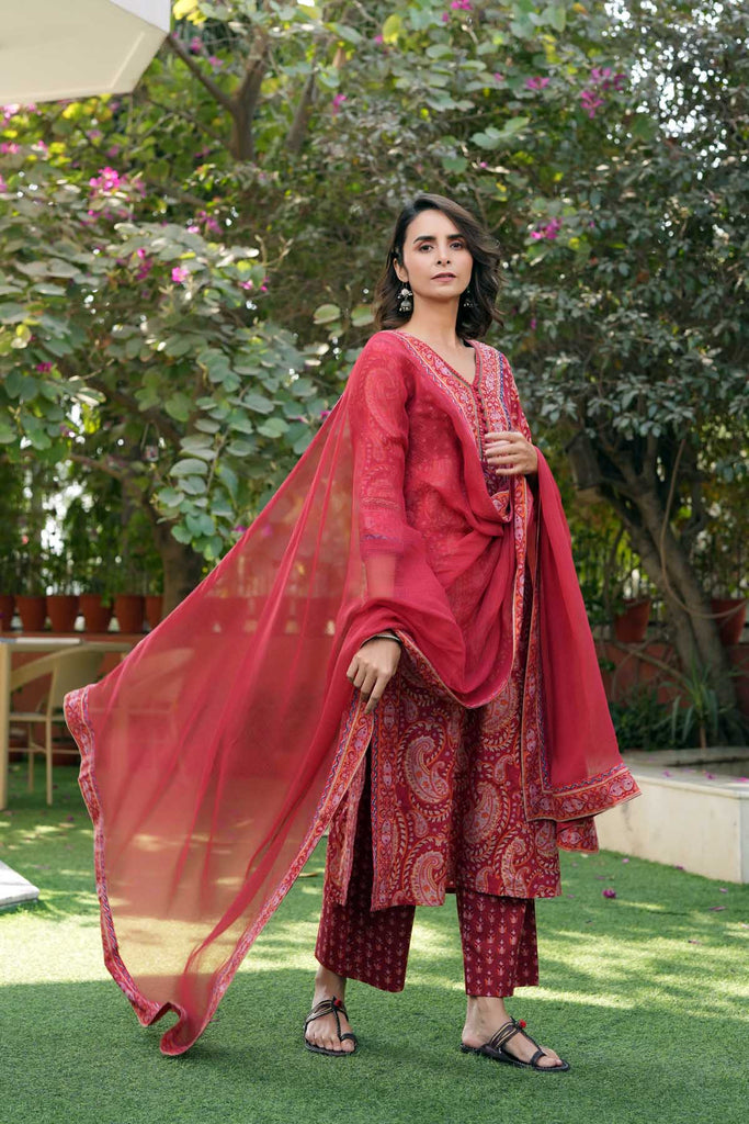 Red Kurta/Pant Set In Hand Block Printed Cotton