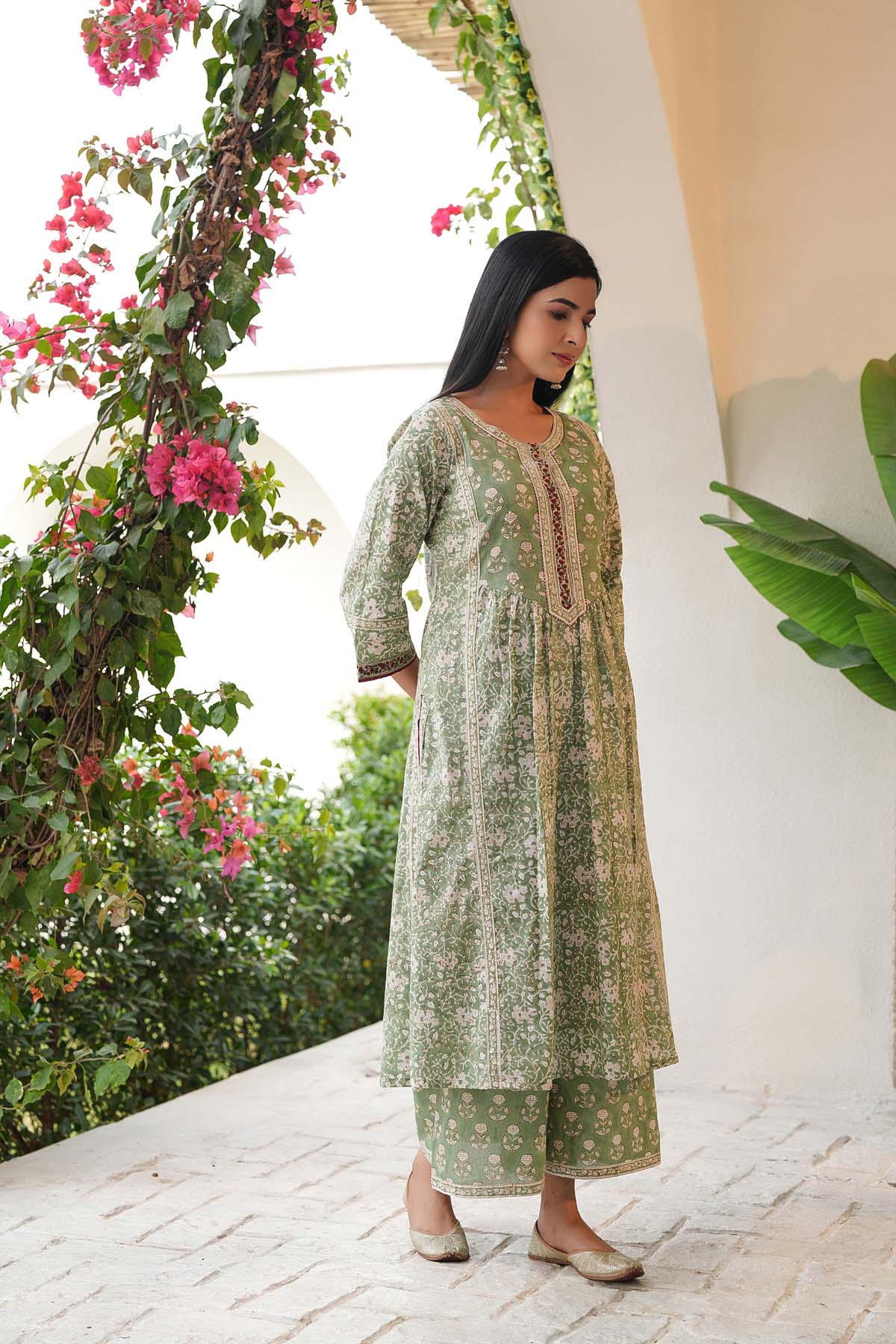 Asparagus Green Kurta/Pant Set In Hand Block Cotton