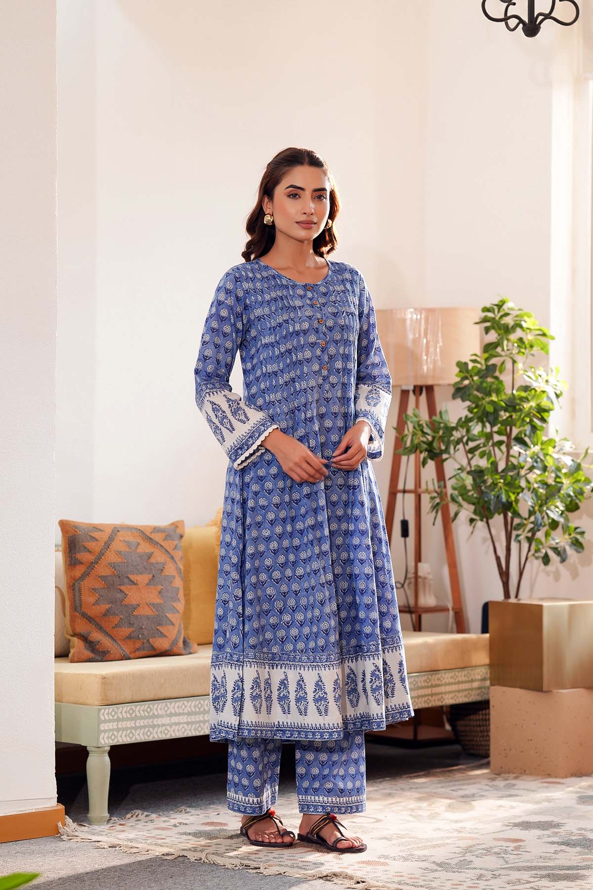 Blue A-Line Kurta/Pant Set In hand Block Cotton