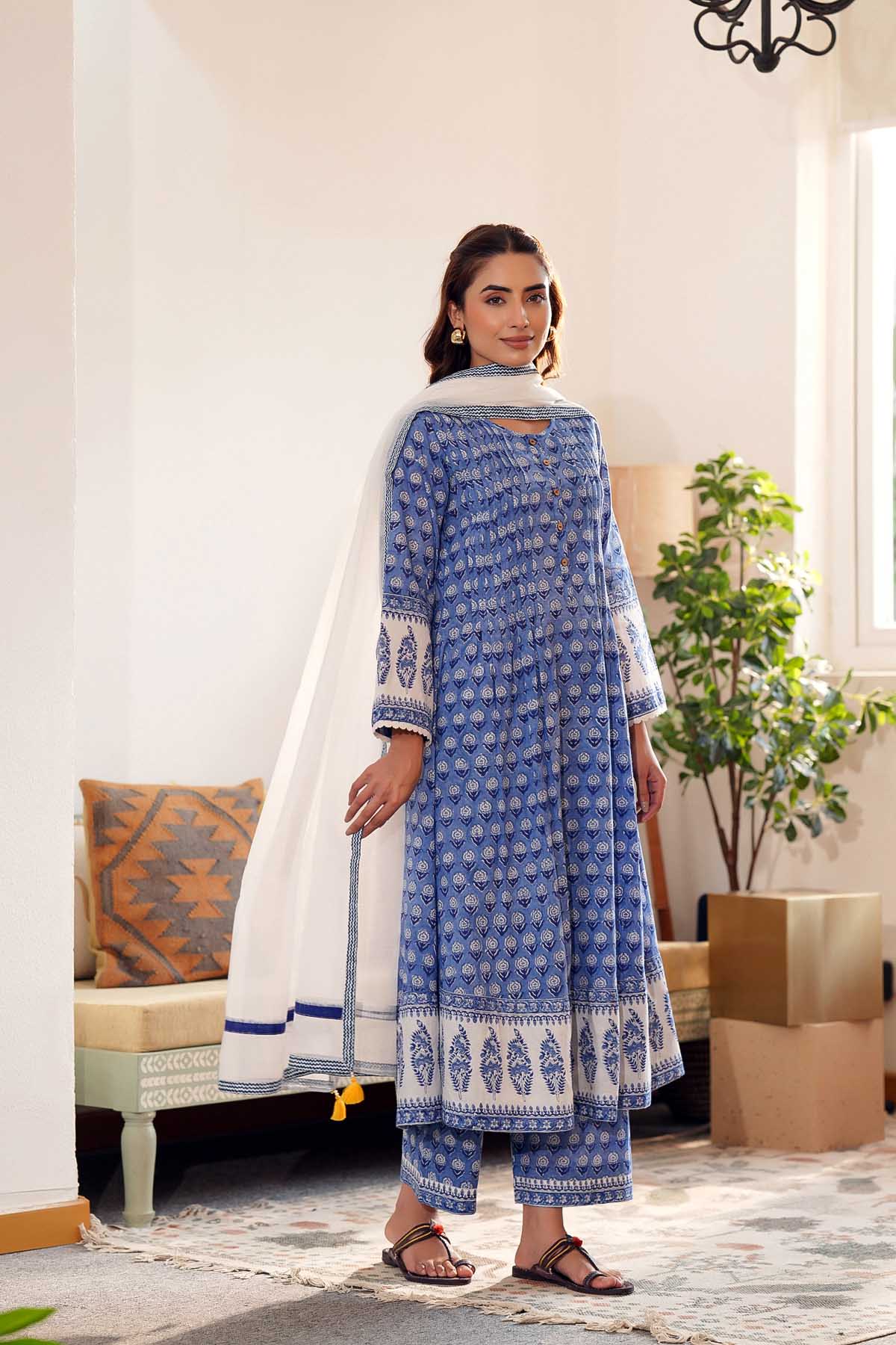 Blue A-Line Kurta/Pant Set In hand Block Cotton