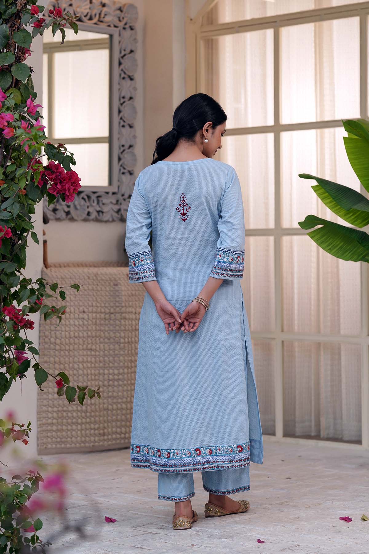 Light Blue Straight Fit Kurta/Pant Set In Kantha Cotton