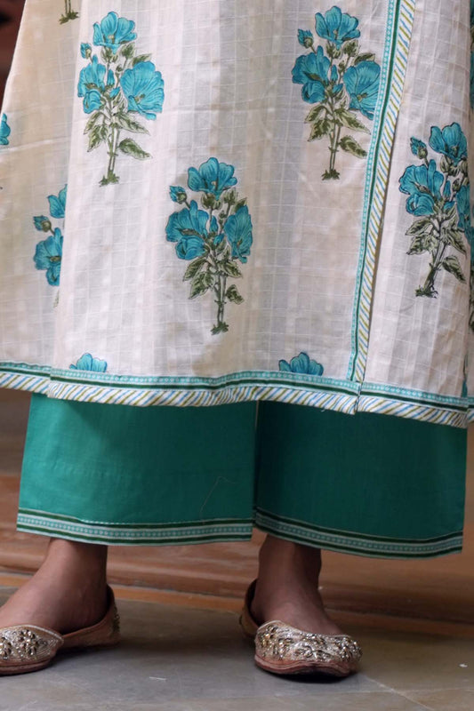 Cotton Straight Pants In Astringent Green Color