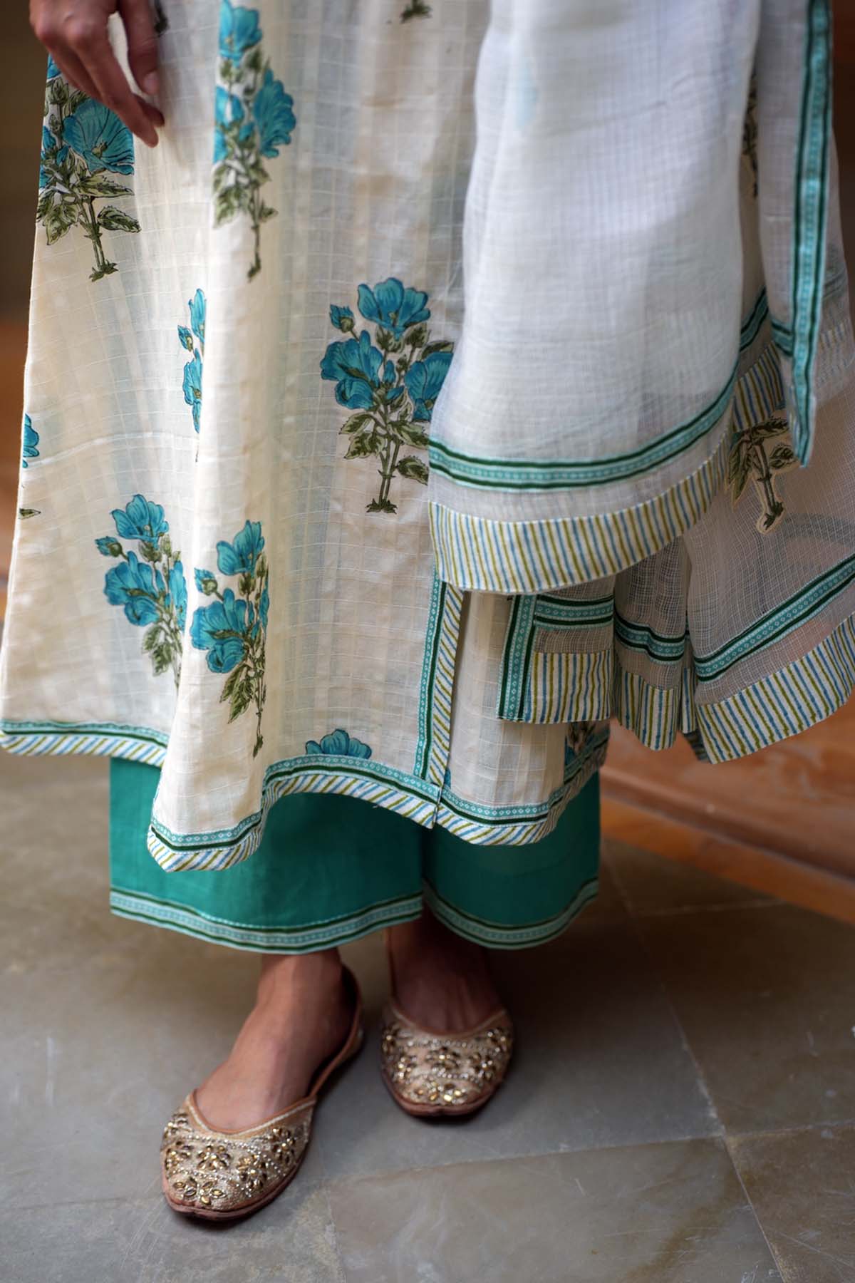 Cotton Straight Pants In Astringent Green Color