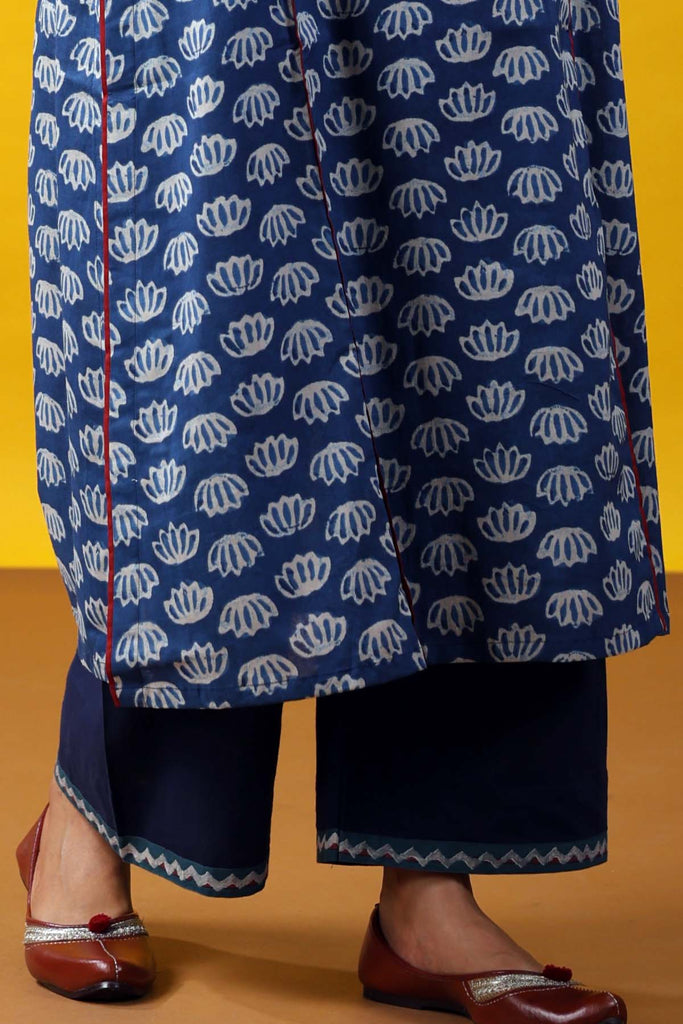 Dark Blue Straight fit Pant In Cotton