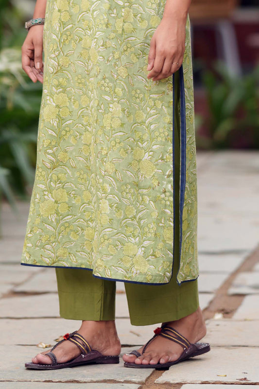 Dark Mehndi Green Straight-Fit Cotton Pant