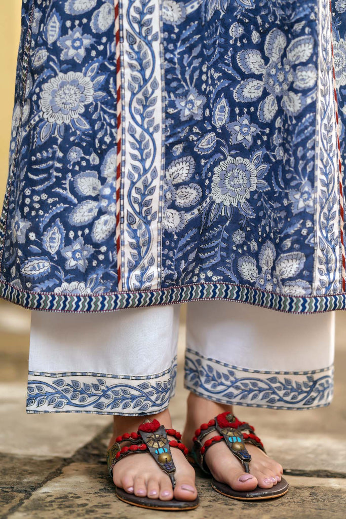 White Cotton Straight Pants With Border