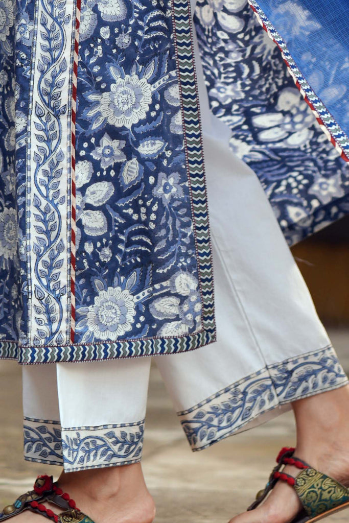 White Cotton Straight Pants With Border