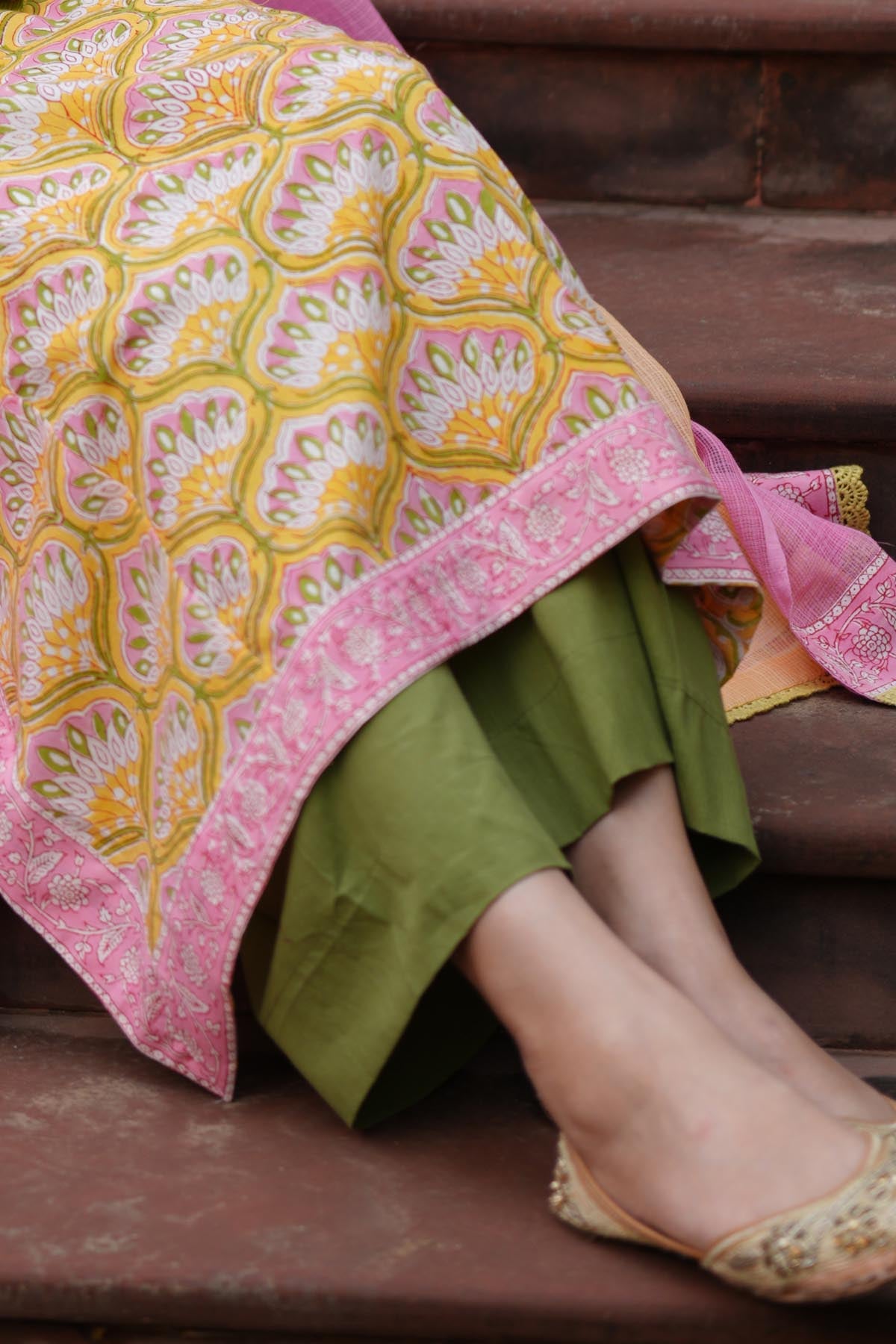 Dark Mehndi Green Straight-Fit Cotton Pant