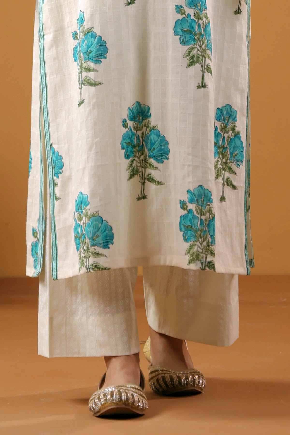 Straight Fit Cream Pant In Khadi Print