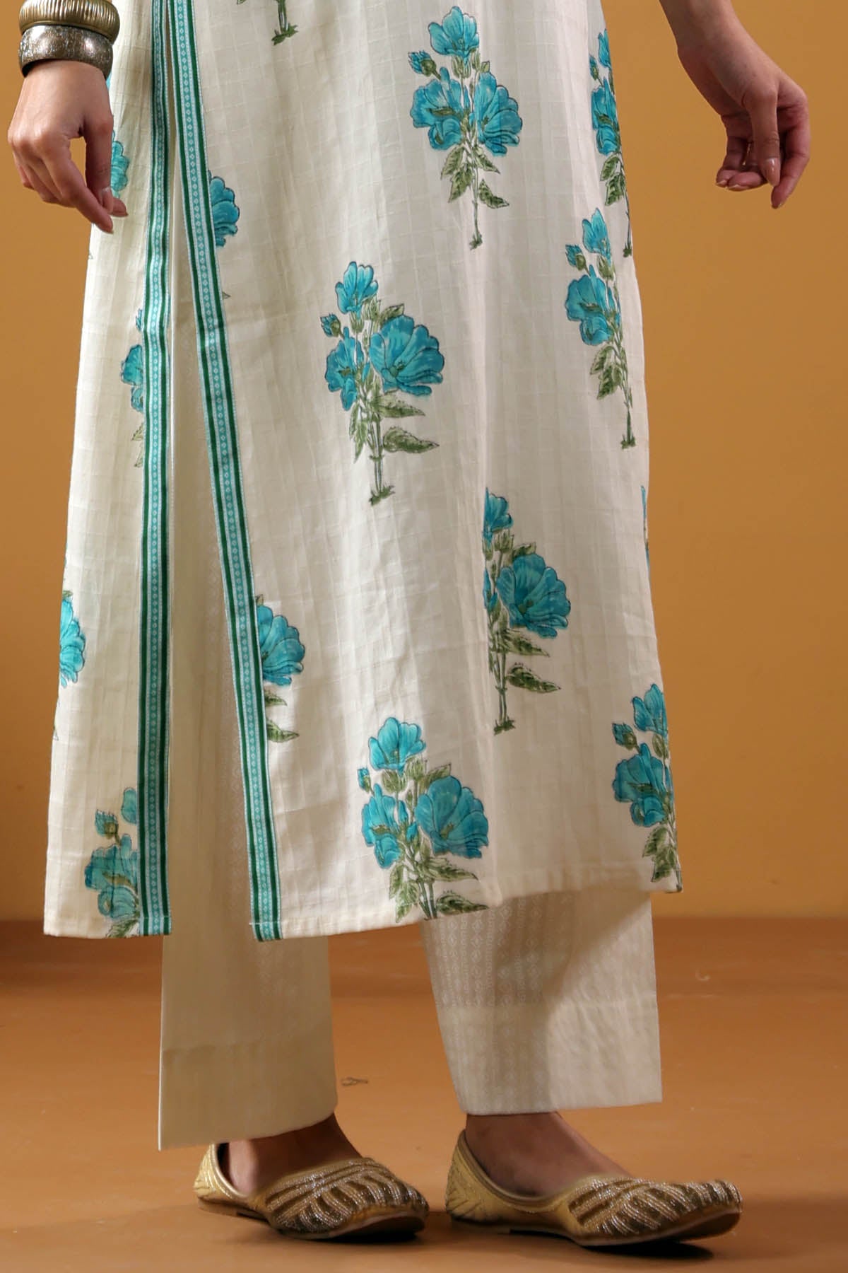Straight Fit Cream Pant In Khadi Print