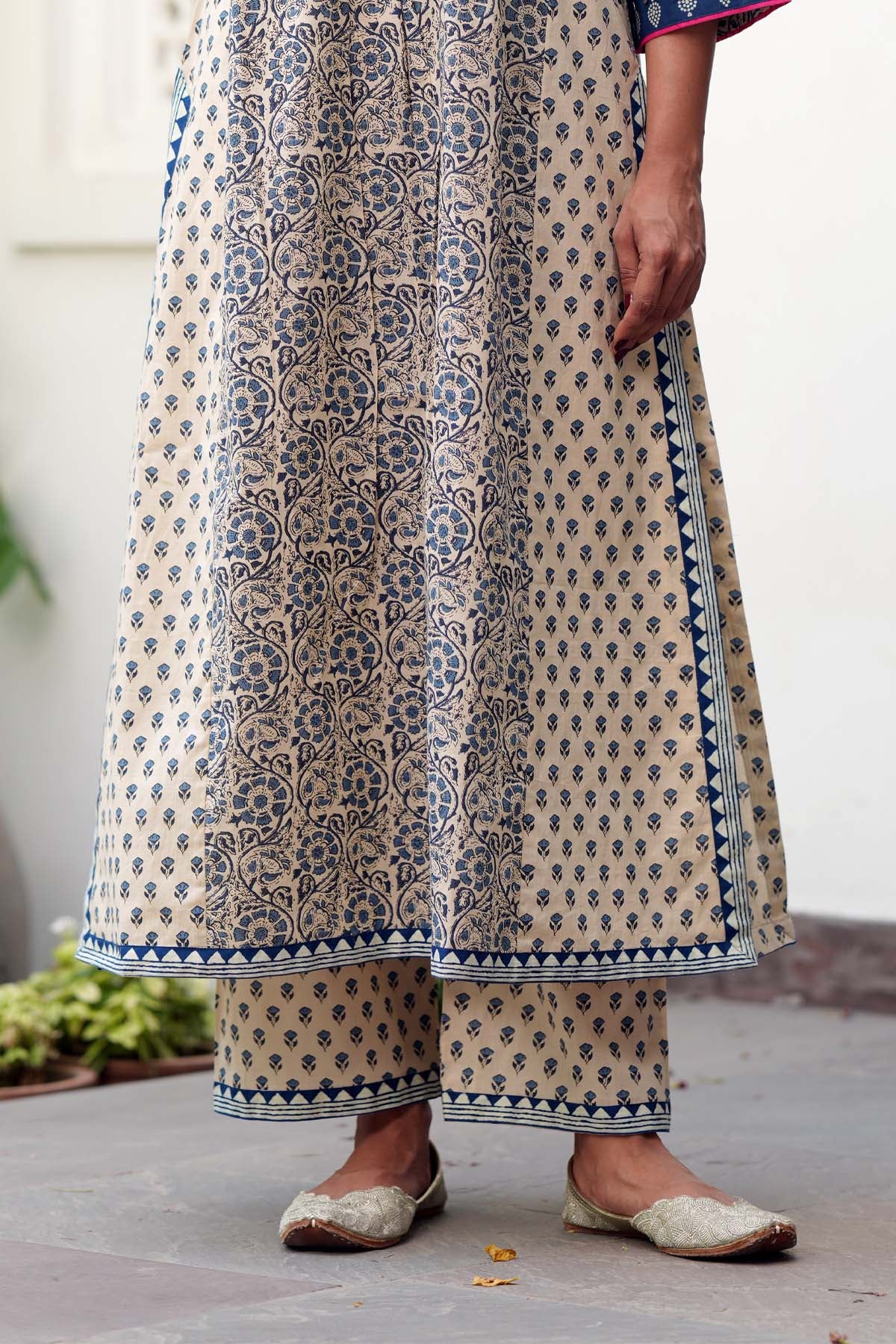 Beige & Blue Printed Cotton Pants