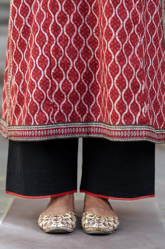 Black Straight Fit Pants with Red Lace