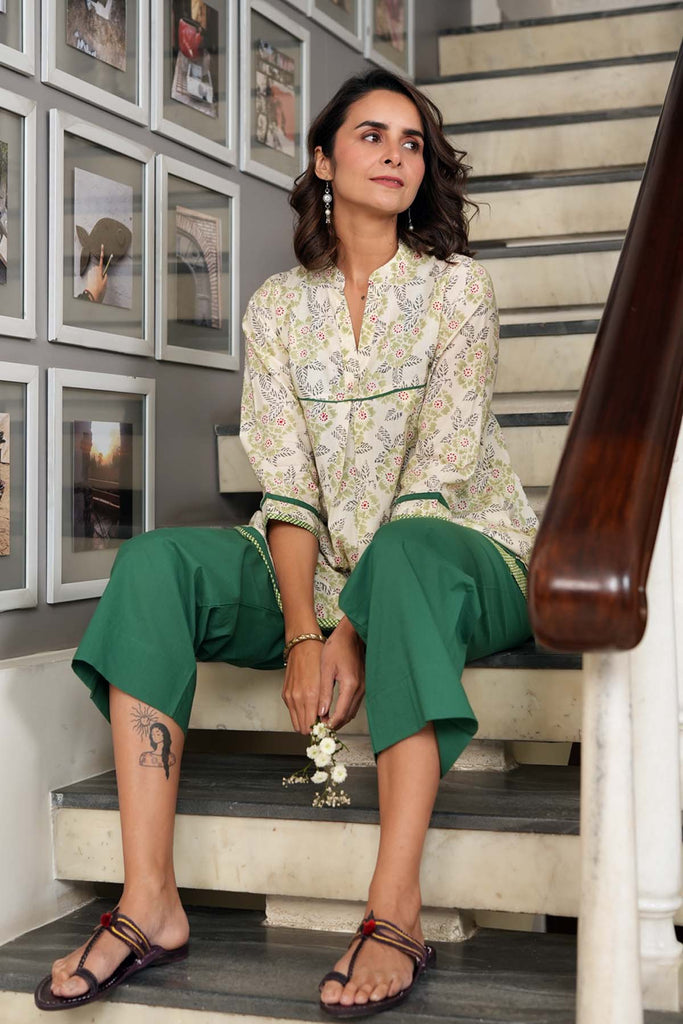 Cotton Straight Pants In Deep Green Color