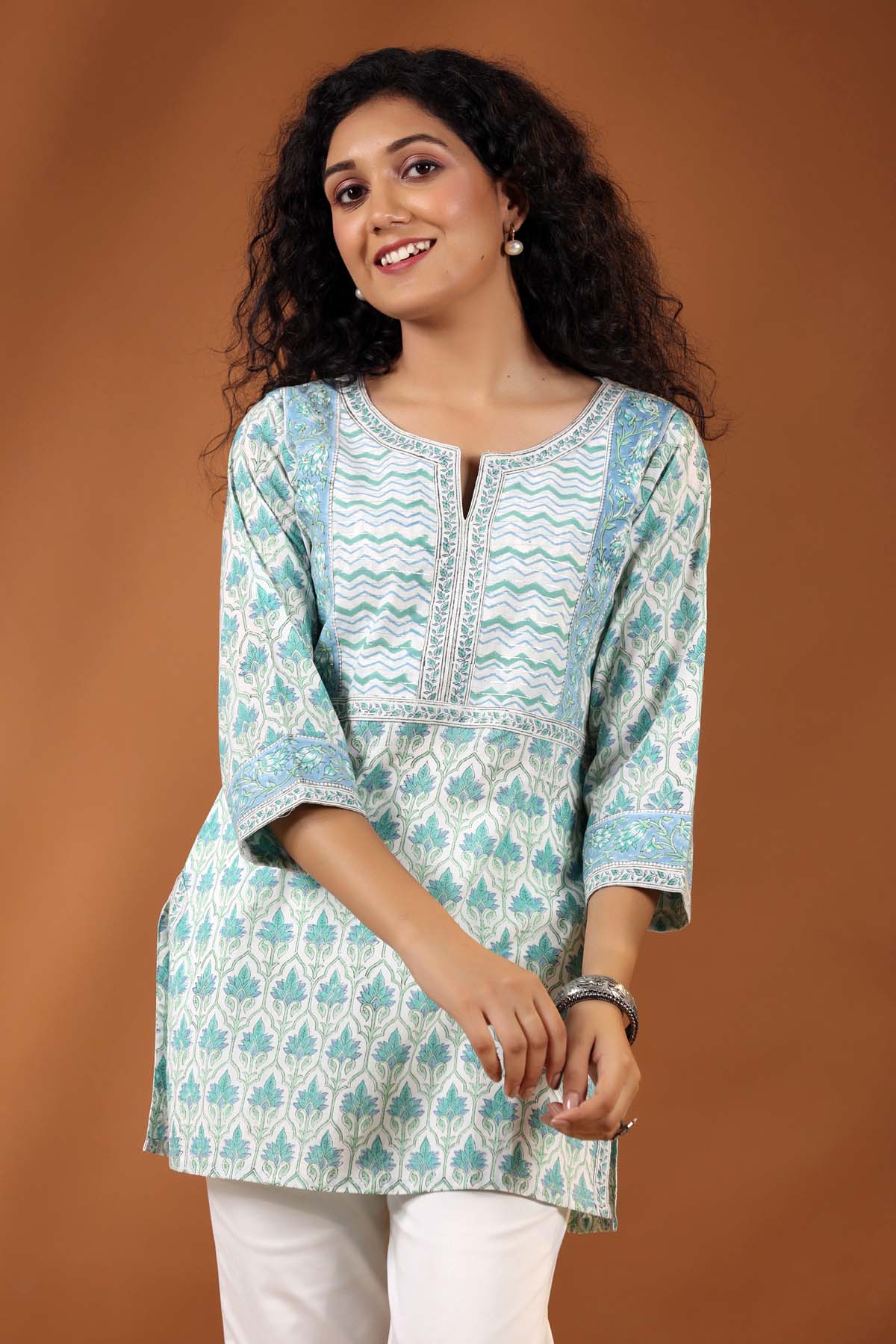 Short Length Kurti In Cream/Astringent Green Handblock Print Cotton