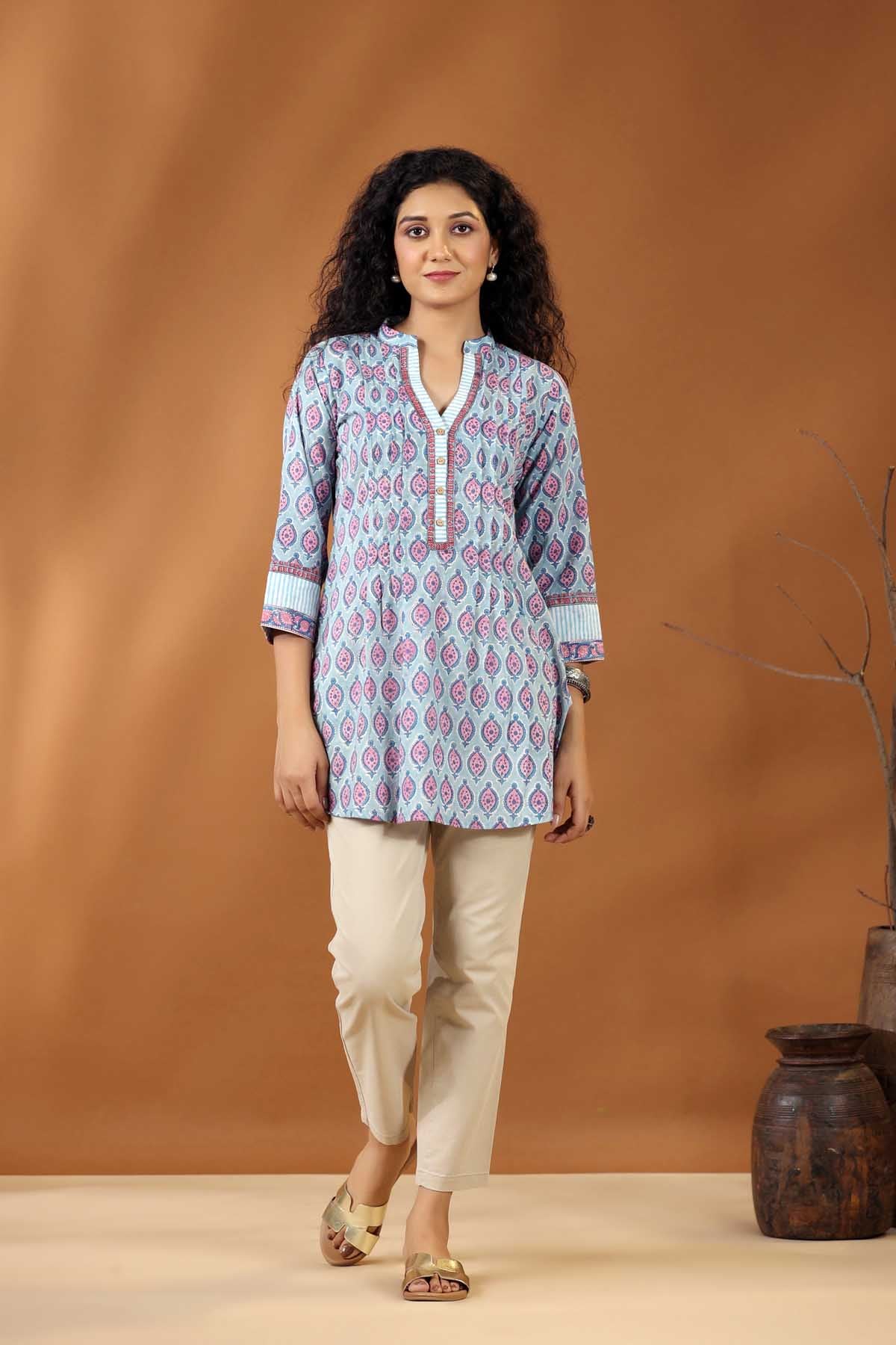 Collared Sky Blue Short-Length Kurti