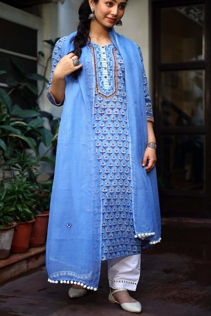 Kotadoriya Dupatta In Blue Color