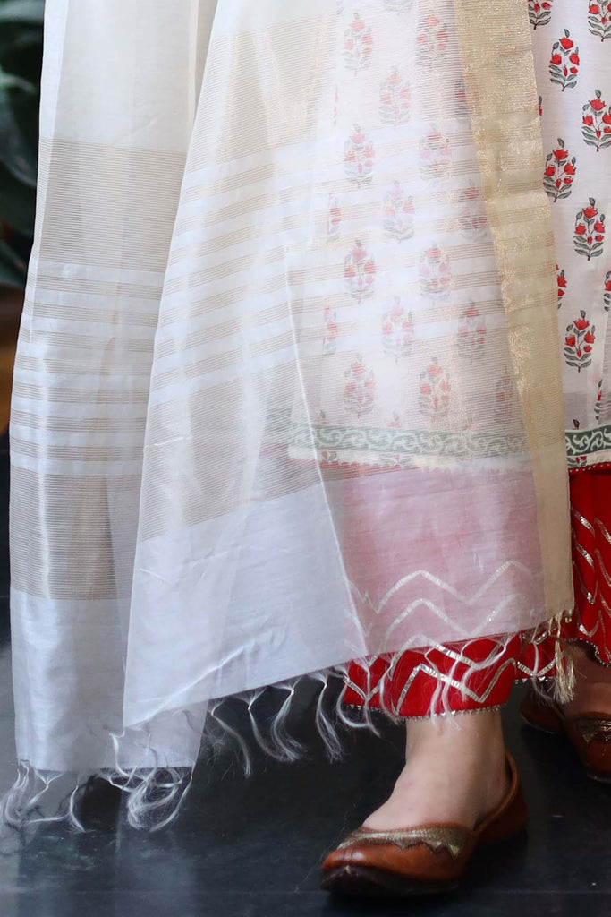 Cream Color Dupatta in chanderi fabric