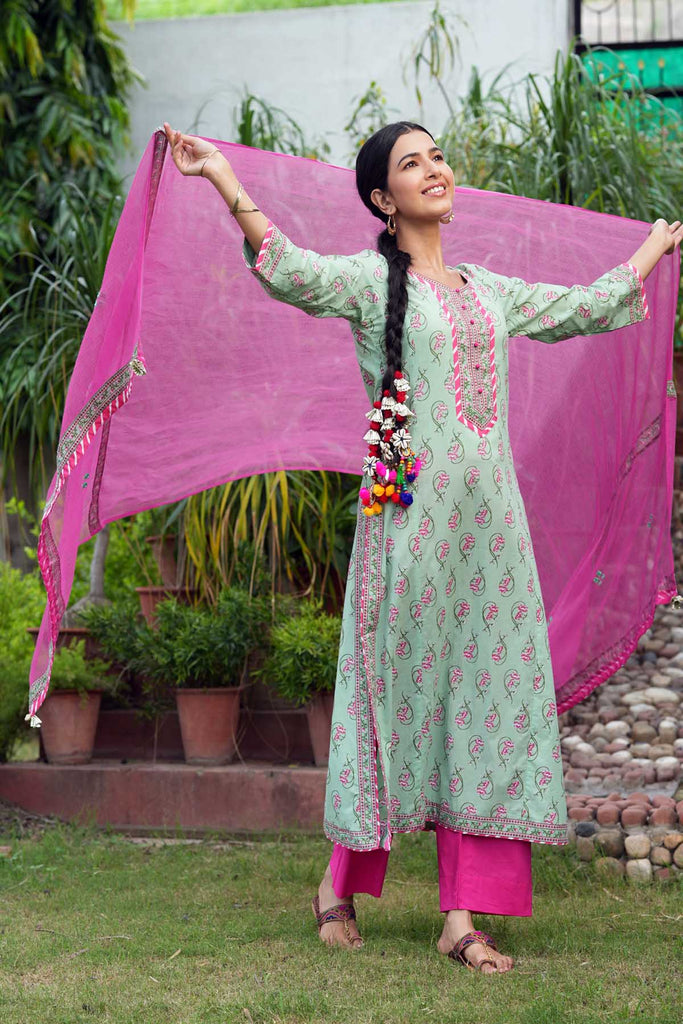 Hot Pink Kotadoriya Dupatta With Fabric Borders