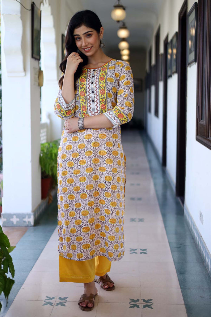 Hand Block Floral Print Kurta In Straight Fit