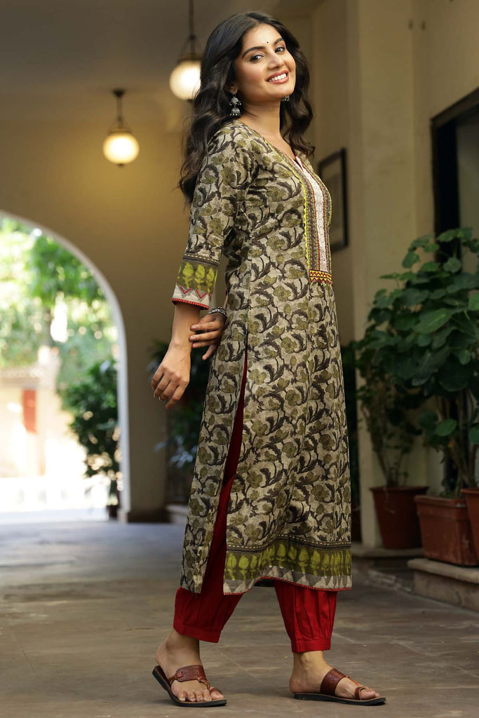 Straight fit Cotton Kurta in Mehndi Green Color