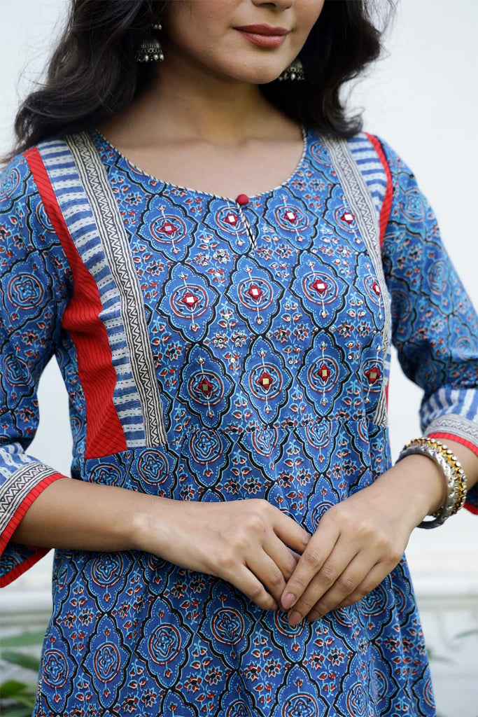 Straight fit kurta in Cotton Indigo blue Color