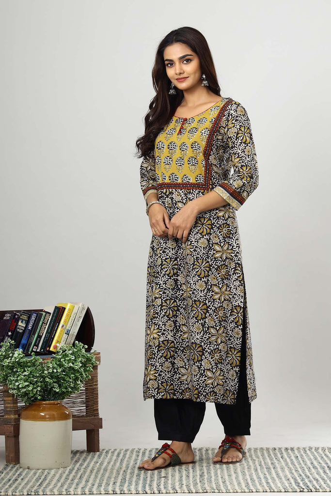 Straight fit Kurta in Black bagru Jaal print