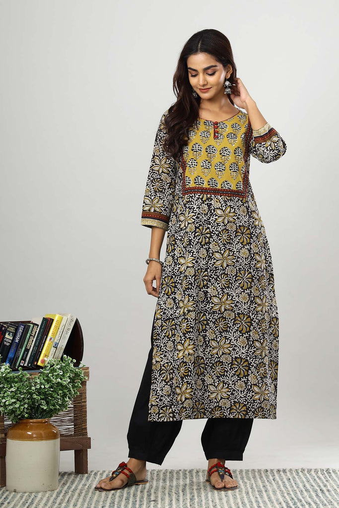 Straight fit Kurta in Black bagru Jaal print