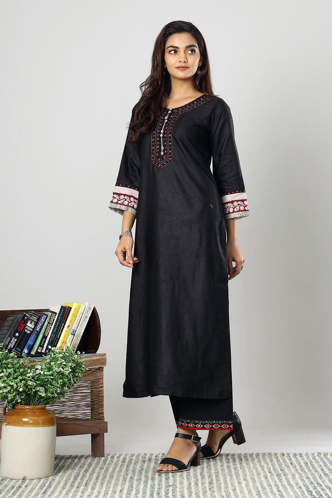Black Straight fit Kurta in Cotton Silk