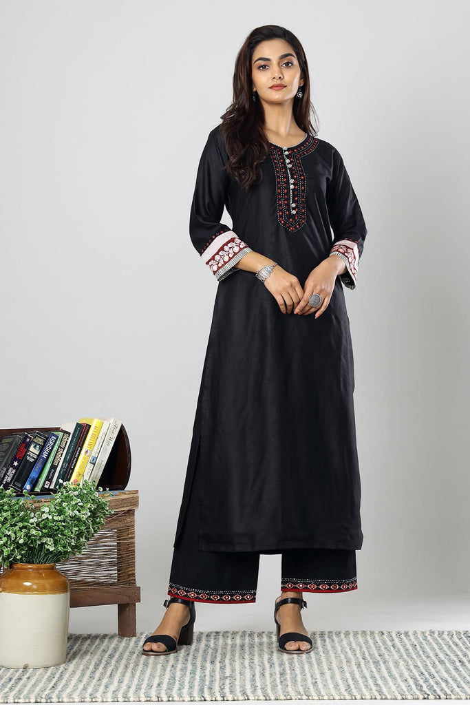 Black Straight fit Kurta in Cotton Silk