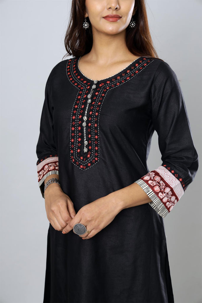 Black Straight fit Kurta in Cotton Silk