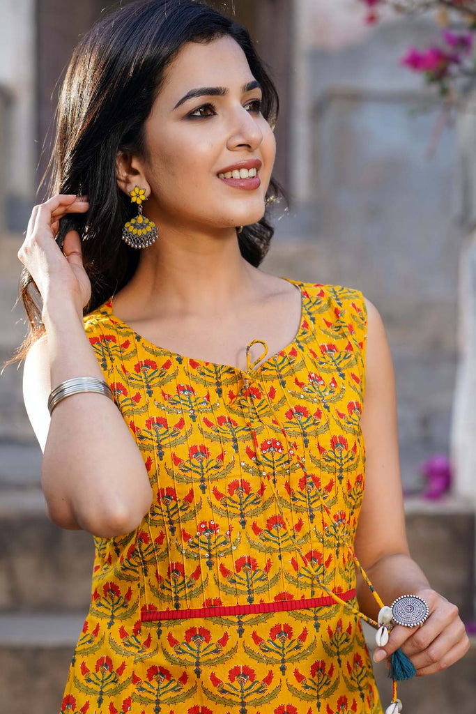 Straight Fit Style Sleeveless Kurta in Yellow Color