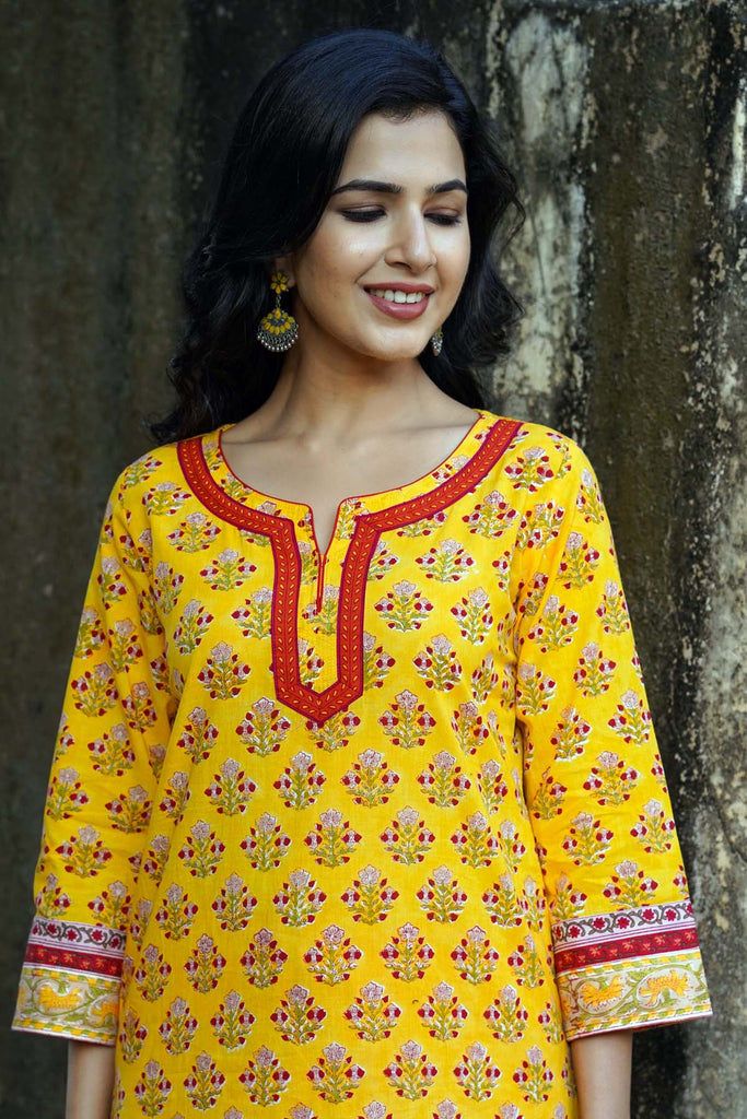 Straight Fit Kurta In Mango Yellow Color