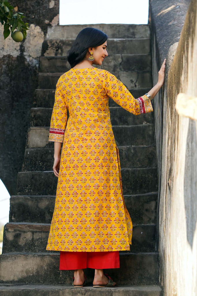 Straight Fit Kurta In Mango Yellow Color