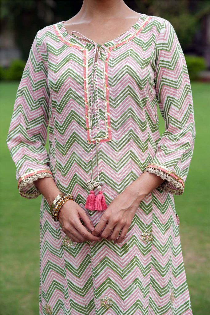 Cream Base Leheriya Style Kurta In Hand Block Cotton