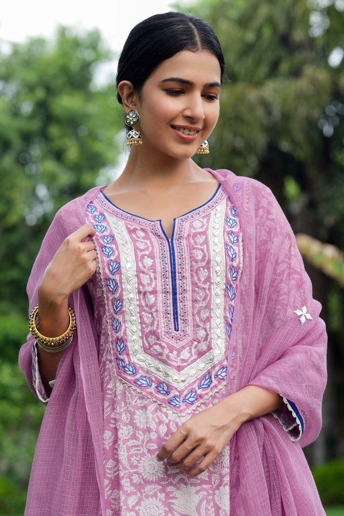 Light Purple A-Line Kalidaar Kurta