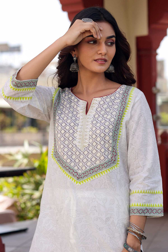 Short Length Straight Fit Kurta In Off-White Color