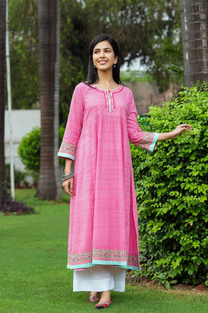 Long Length A-Line Kalidaar Kurta In Pink Bandhej