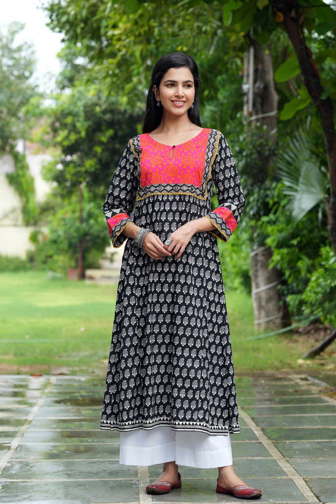 Black A-Line Kurta In Cotton Fabric